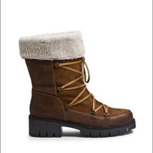 ISO THESE BOOTS!! Help!!!